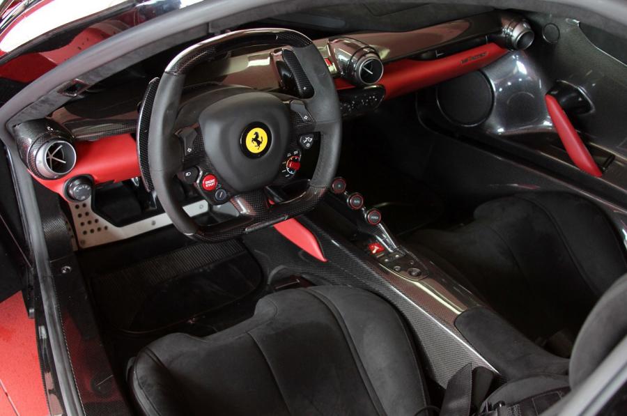  Ferrari LaFerrari 2015 года  (фото 42 из 56)
